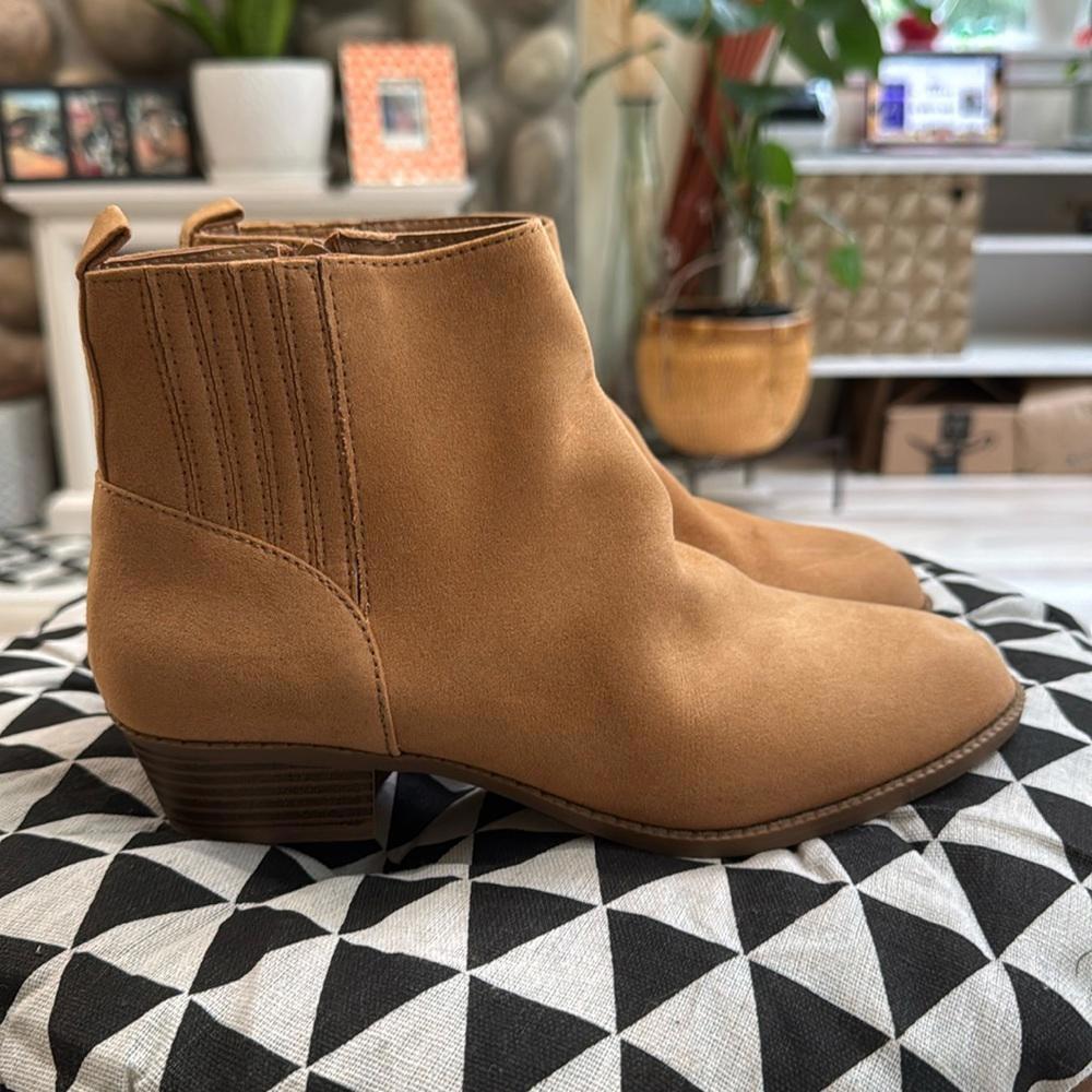 Treasure & Bond Kids Western Chelsea Ankle Boots Brown Camel Size 4